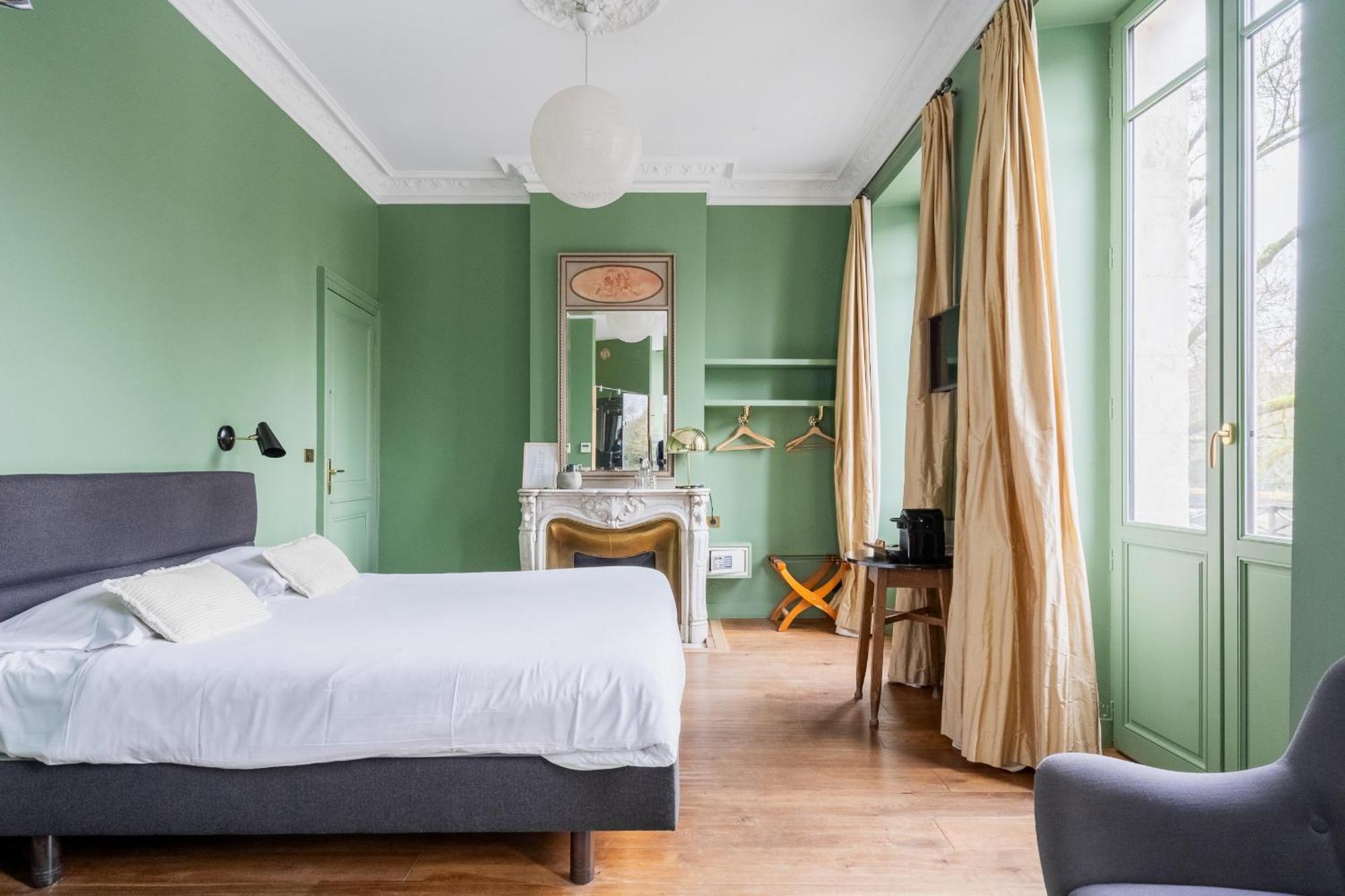 B&B L'Escapade Bordelaise - Cote Jardin Bordeaux Eksteriør billede