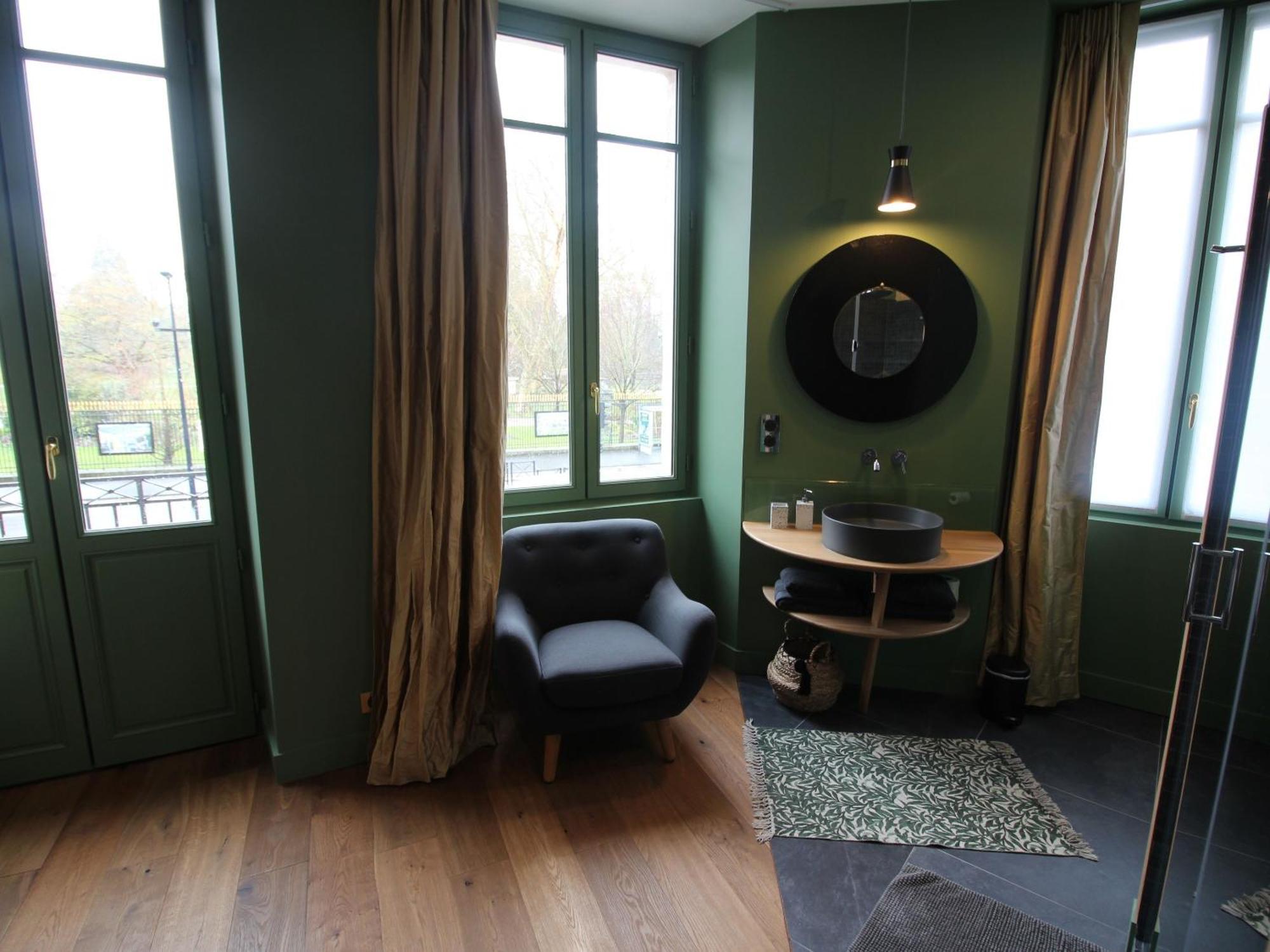 B&B L'Escapade Bordelaise - Cote Jardin Bordeaux Værelse billede